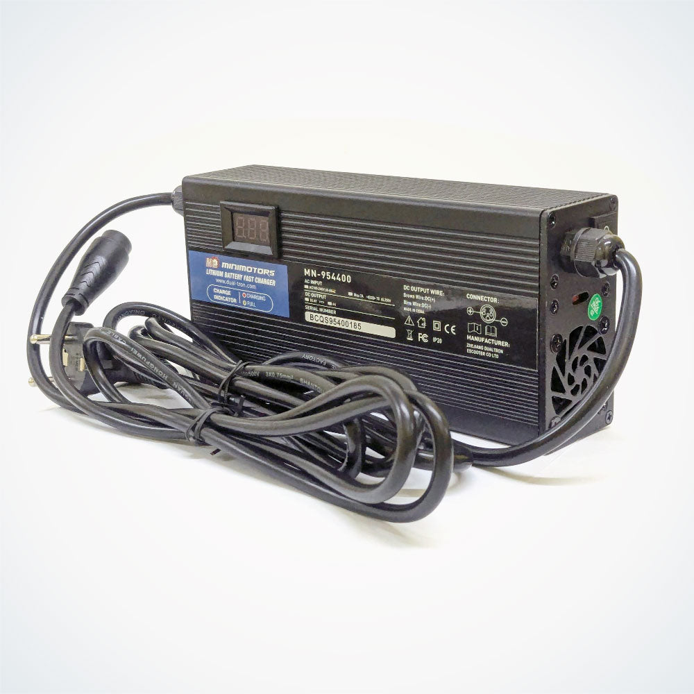 Chargeur rapide pour minimoteurs 84 V (95,4 V 4 A) (LP16) (UK) (Affichage) | 03.006.00055
