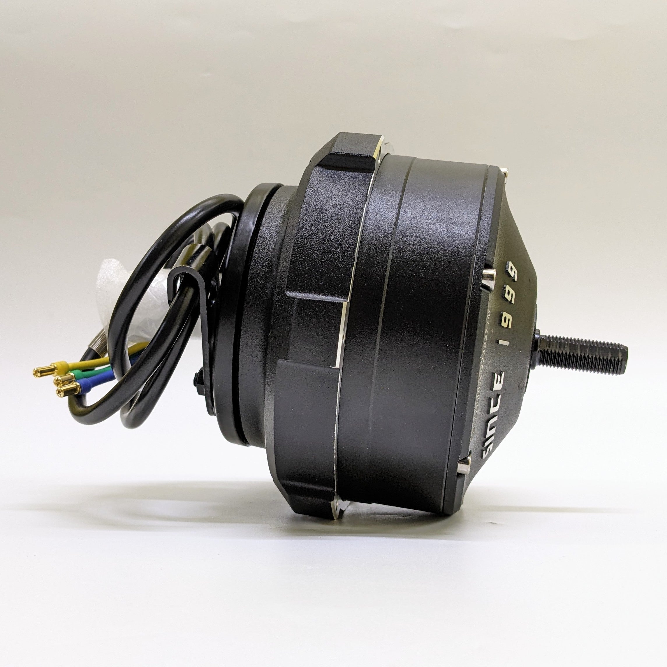 Cache écrou moteur Dualtron Thunder 3 Côté Avant droit Cache écrou moteur Dualtron Thunder 3 Côté Avant droit